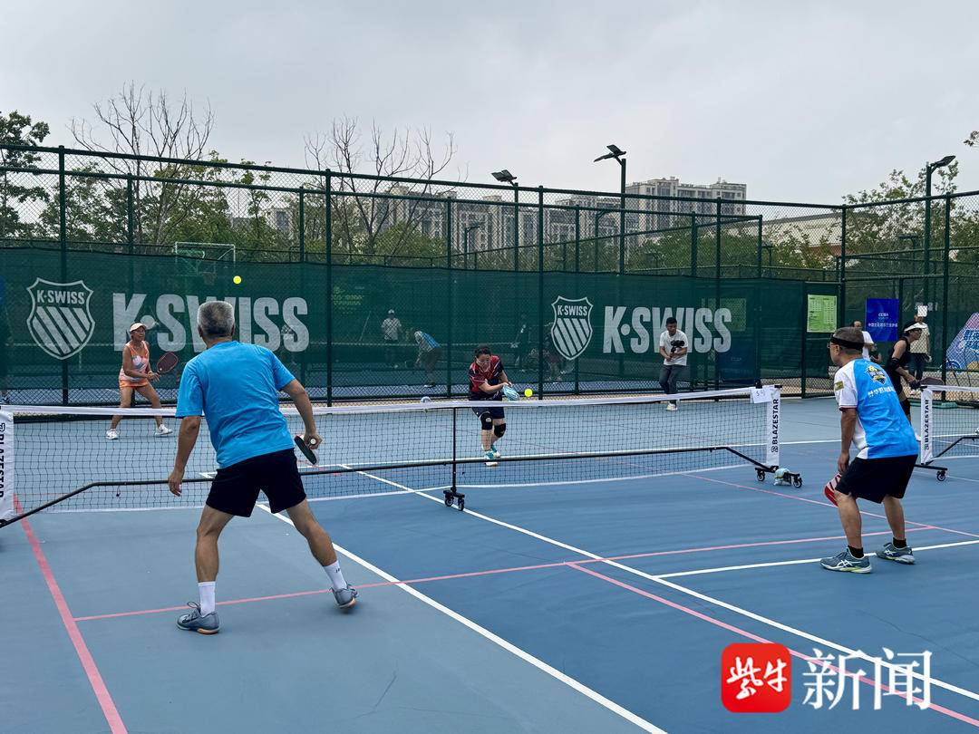 的道路上迈, 出了坚实一, 官方推荐路