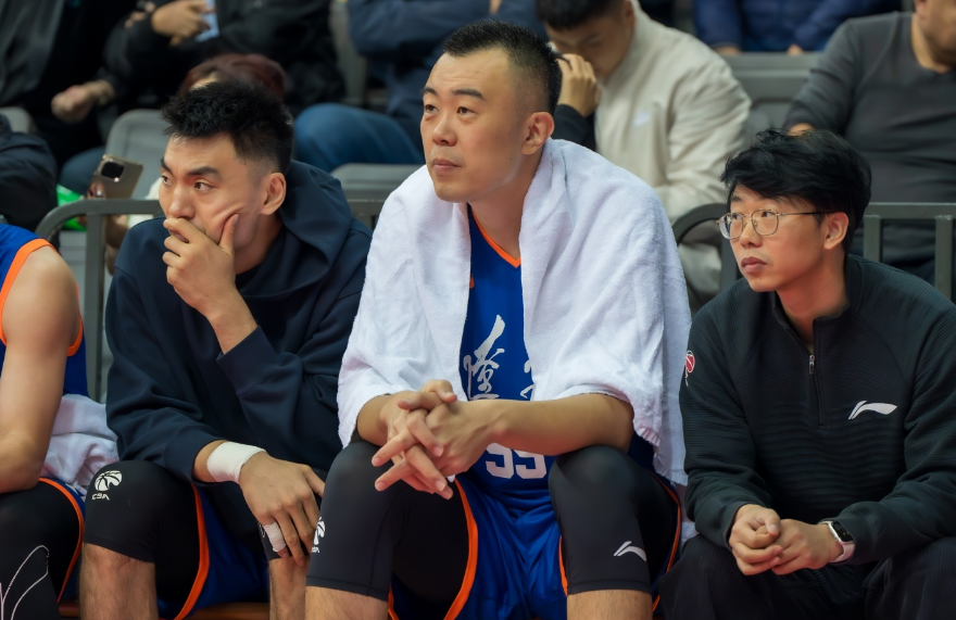 篮在加时赛, 范子铭, 北京时间 篮在加时赛, 范子铭, 北京时间